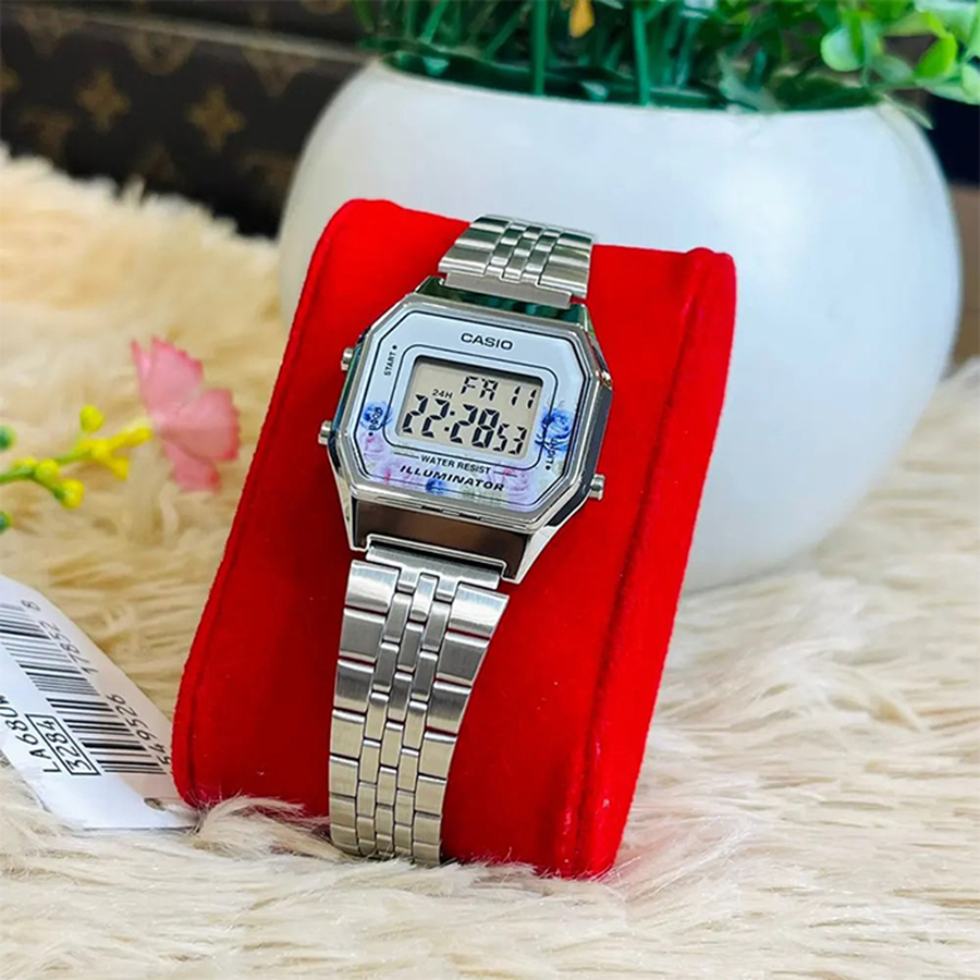 Наручные часы Casio LA680WA-4C. Фото 1.