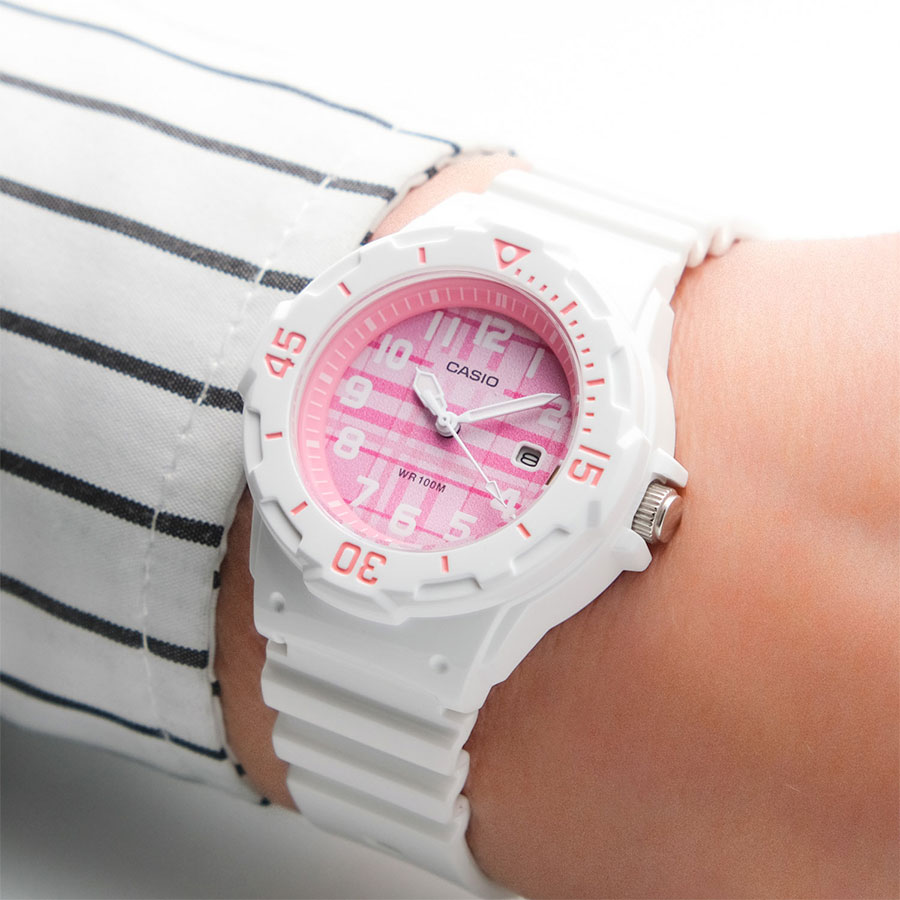 Наручные часы Casio LRW-200H-4C. Фото 4.