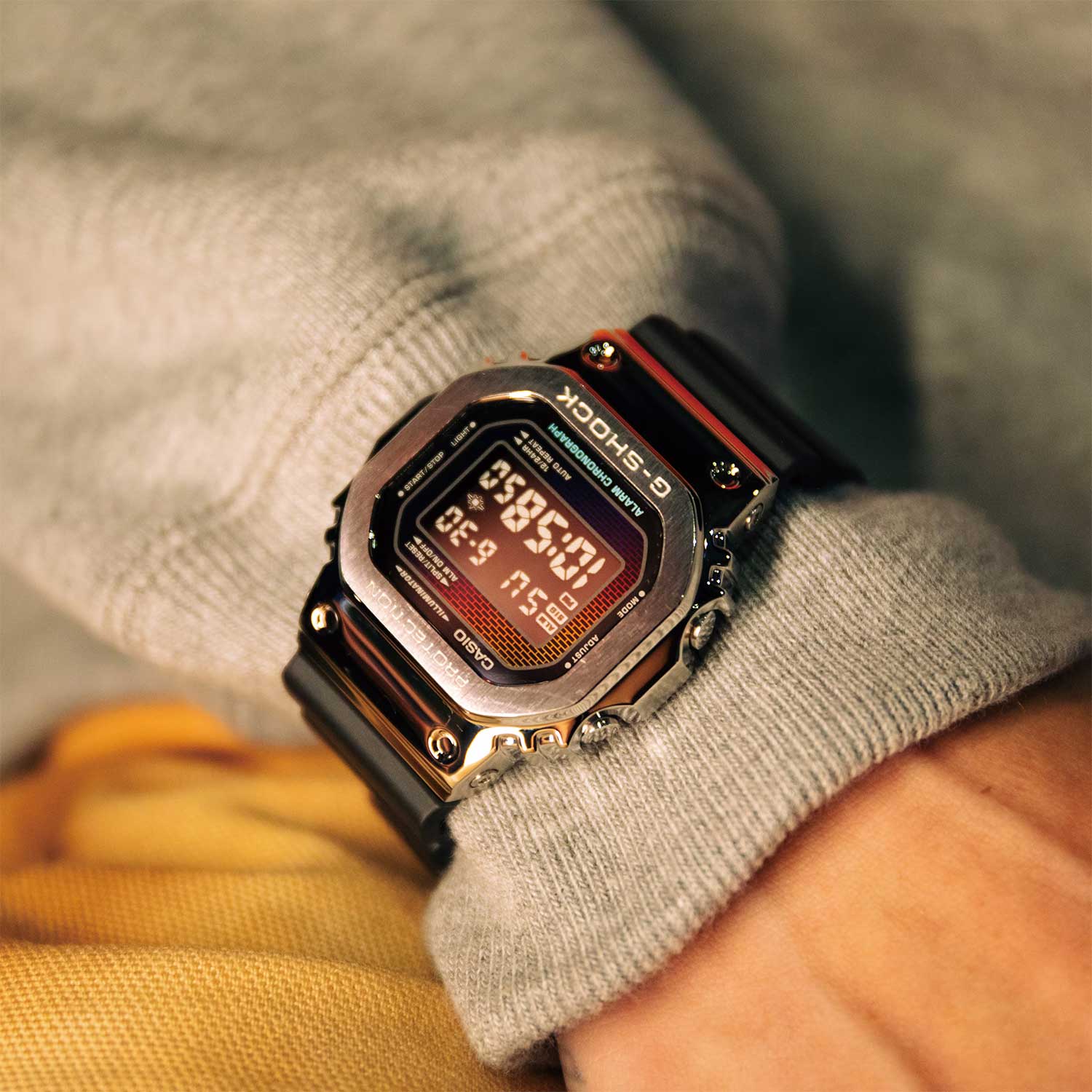 Наручные часы Casio GM-5600RW-1. Фото 1.