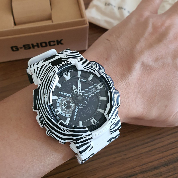Наручные часы Casio GA-110WLP-7A. Фото 1.
