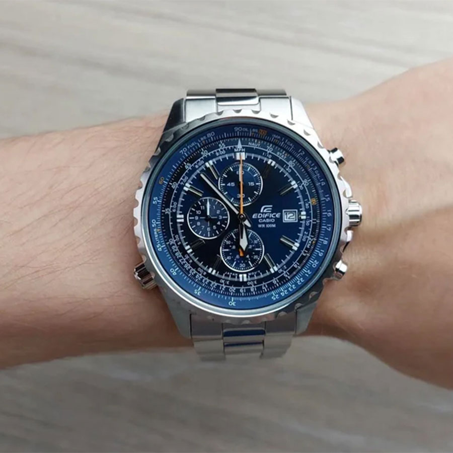 Наручные часы Casio EF-527D-2A. Фото 3.