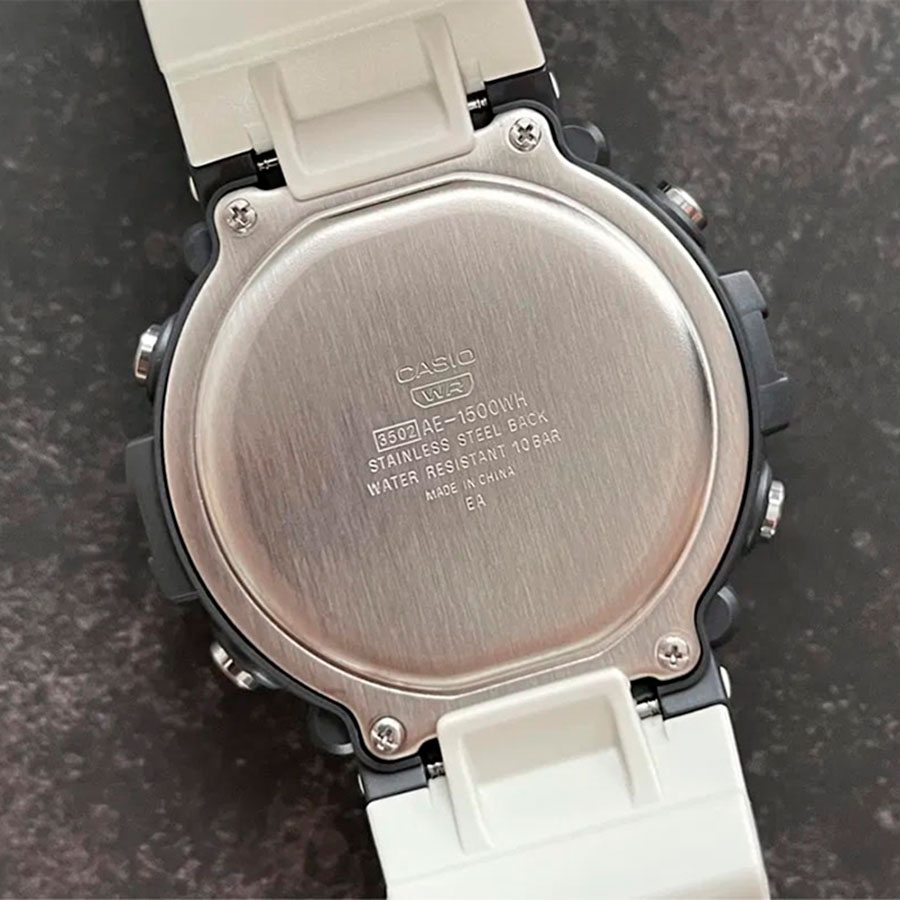 Наручные часы Casio AE-1500WH-8B2. Фото 4.