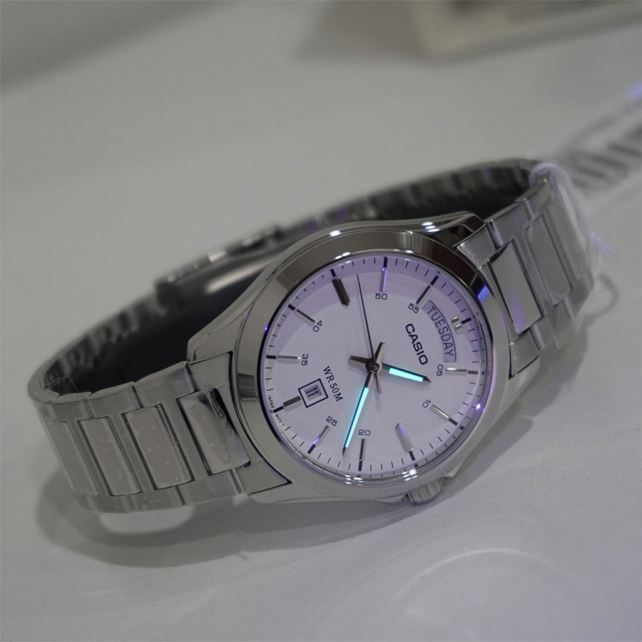 Наручные часы Casio MTP-1370D-7A3. Фото 1.
