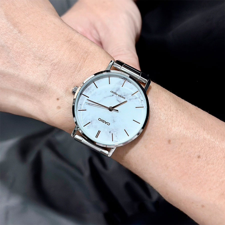 Наручные часы Casio MTP-VT01DM-7A. Фото 1.