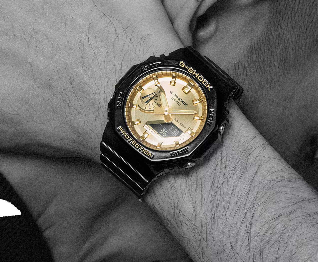 Наручные часы Casio GA-2100GB-1A. Фото 1.