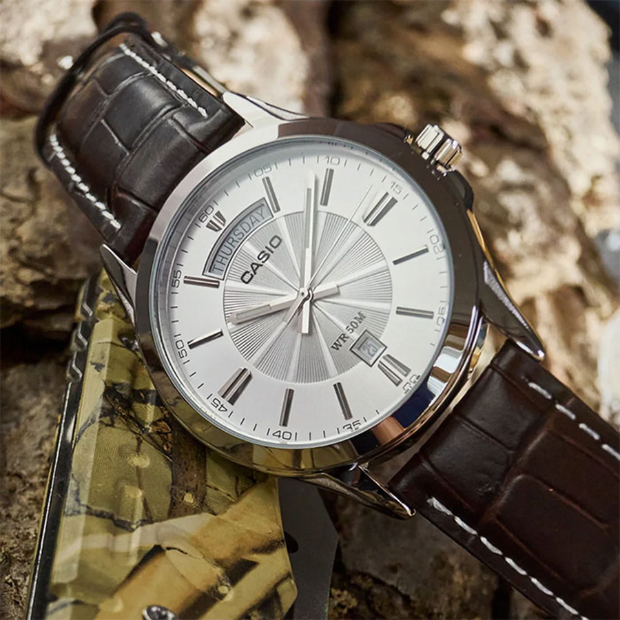 Наручные часы Casio MTP-1381L-7A. Фото 5.