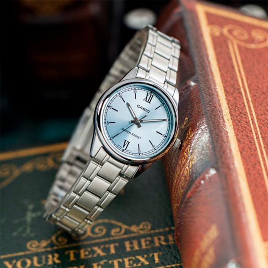 Наручные часы Casio LTP-V005D-2B3. Фото 1.