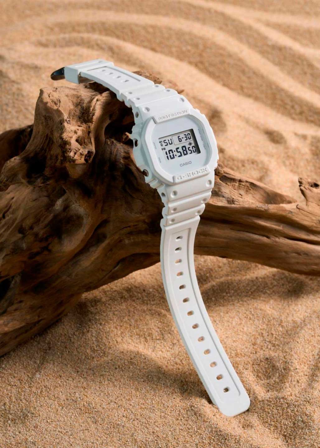 Наручные часы Casio DW-5600WW-7. Фото 1.