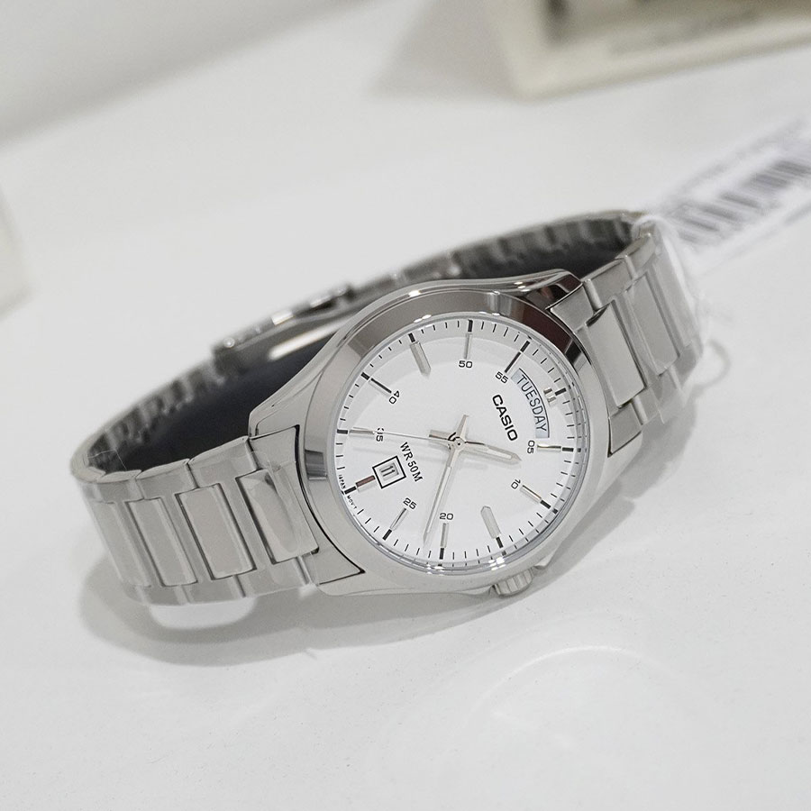 Наручные часы Casio MTP-1370D-7A3. Фото 4.