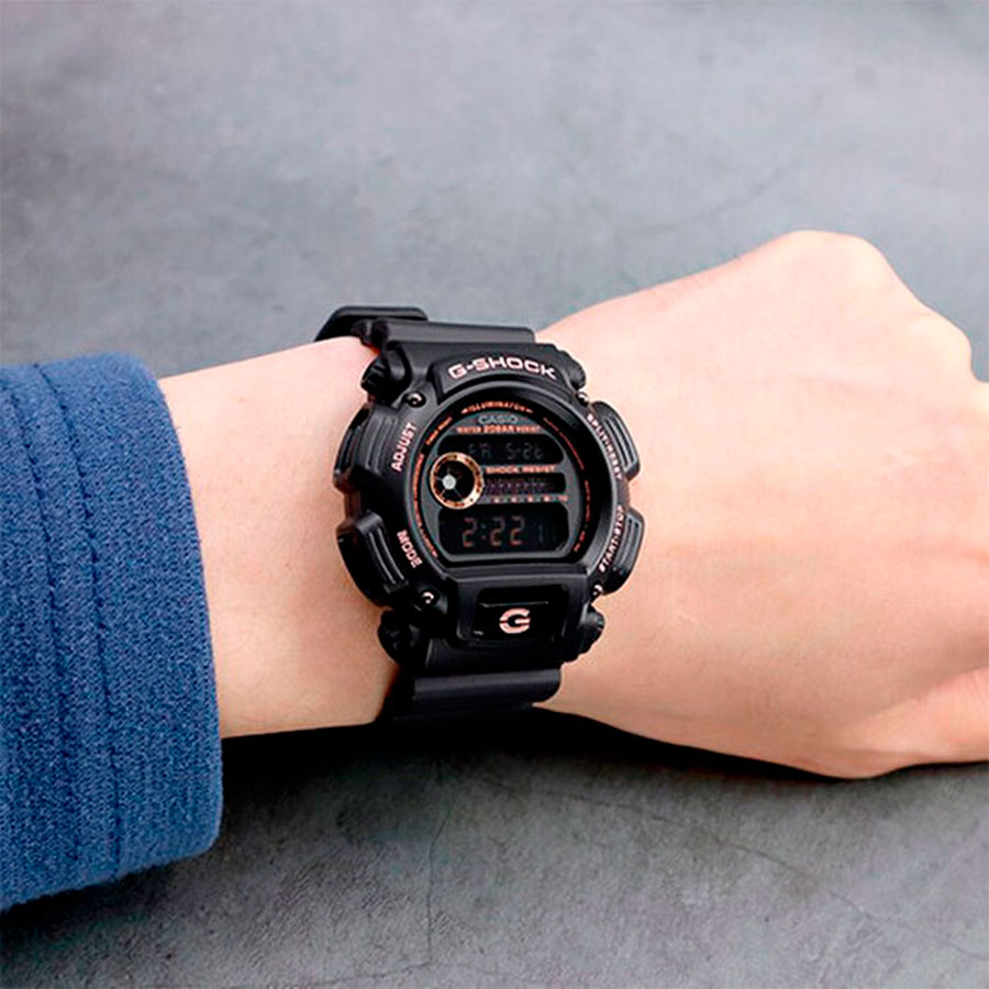 Наручные часы Casio DW-9052GBX-1A4. Фото 3.