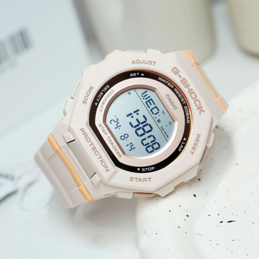 Наручные часы Casio GMD-B300-4. Фото 2.