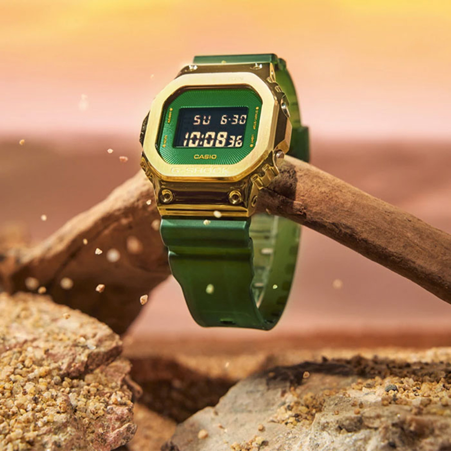 Наручные часы Casio GM-5600CL-3. Фото 6.
