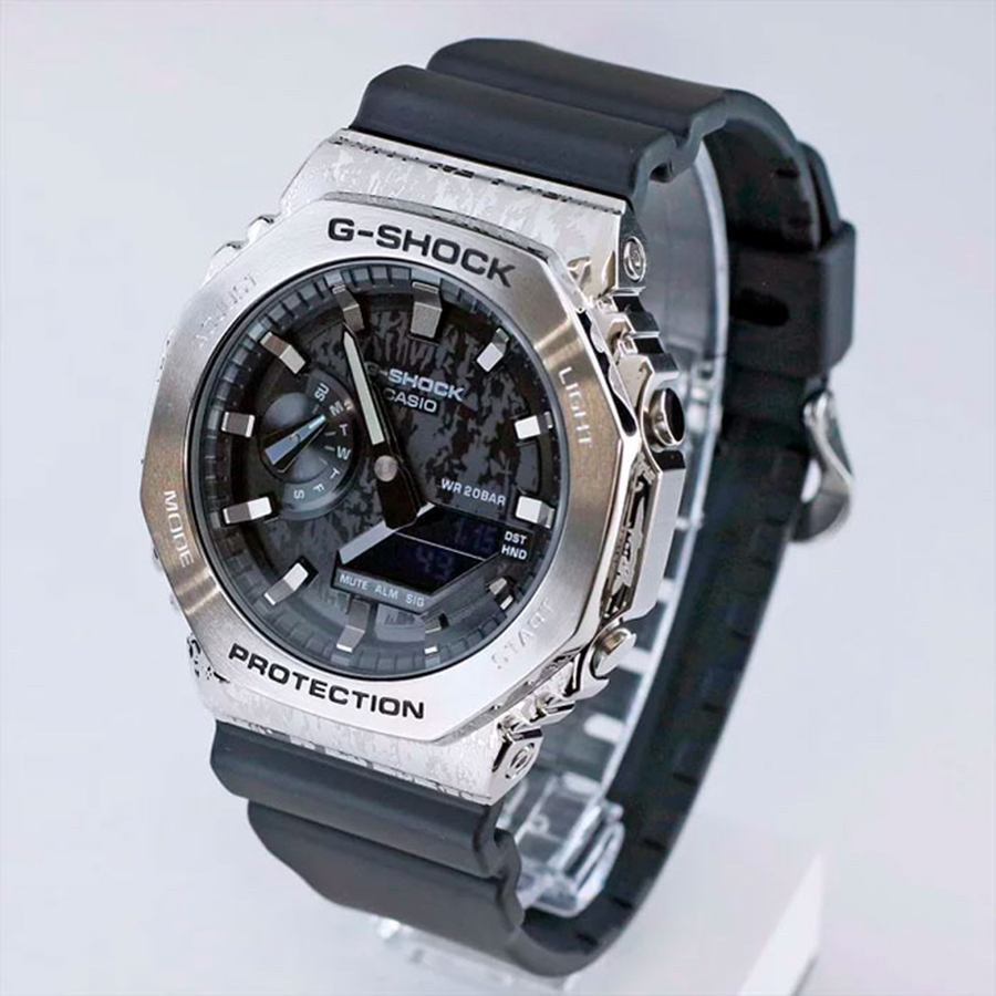 Наручные часы Casio GM-2100GC-1A. Фото 5.