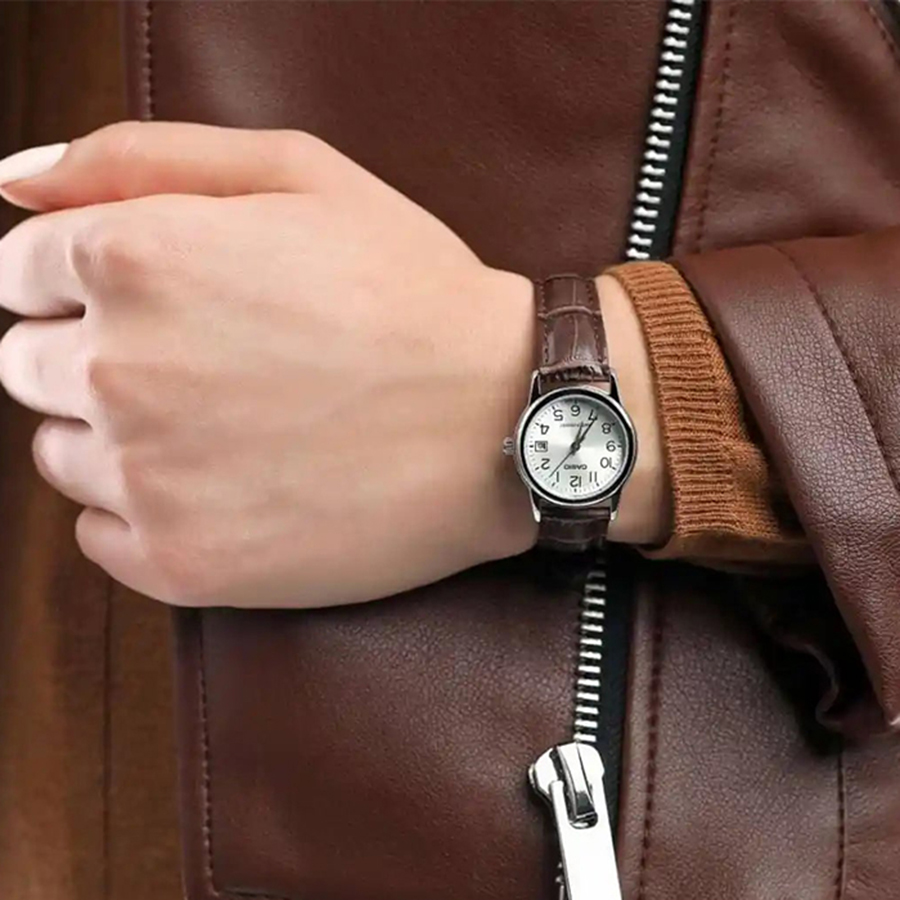 Наручные часы Casio LTP-V002L-7B2. Фото 4.