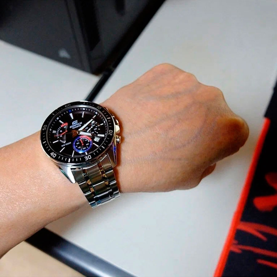 Наручные часы Casio EFR-552D-1A3. Фото 4.