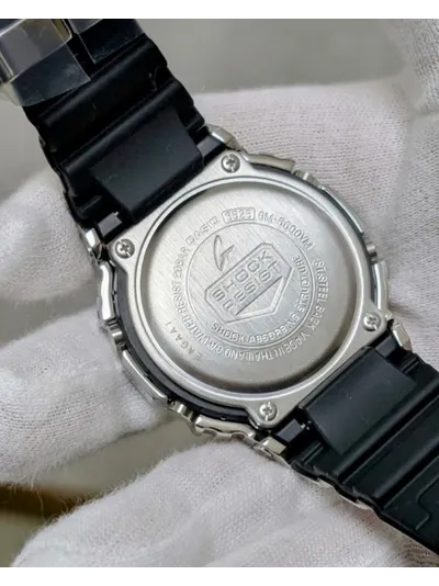 Наручные часы Casio GM-5600YM-8. Фото 6.