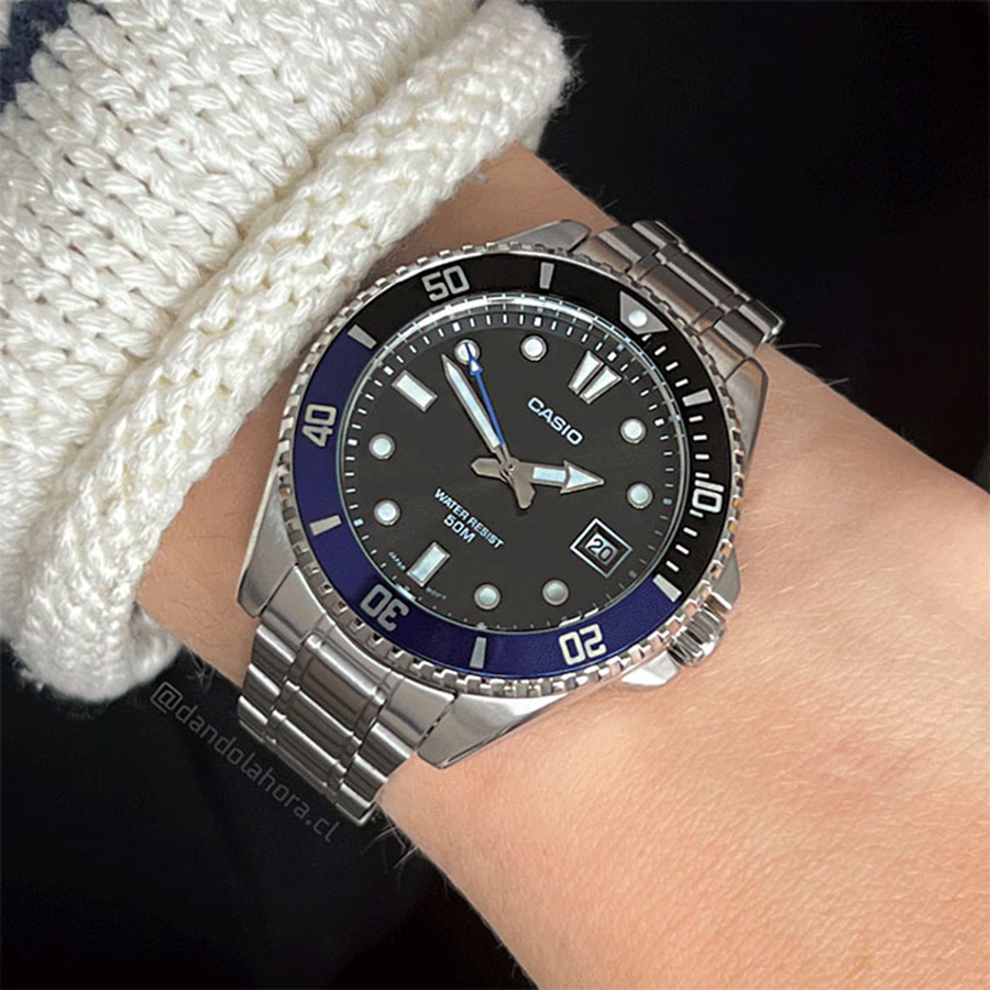 Наручные часы Casio MDV-10D-1A2. Фото 1.