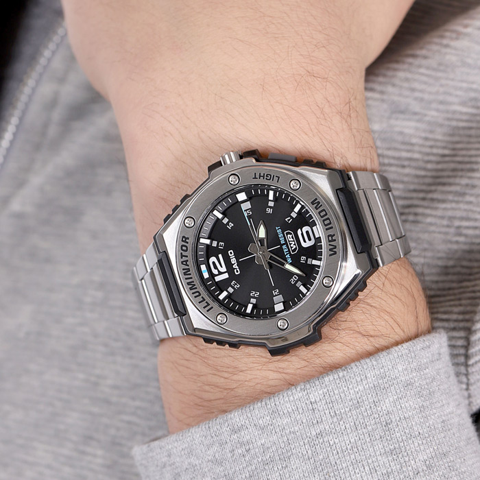 Наручные часы Casio MWA-100HD-1A. Фото 3.