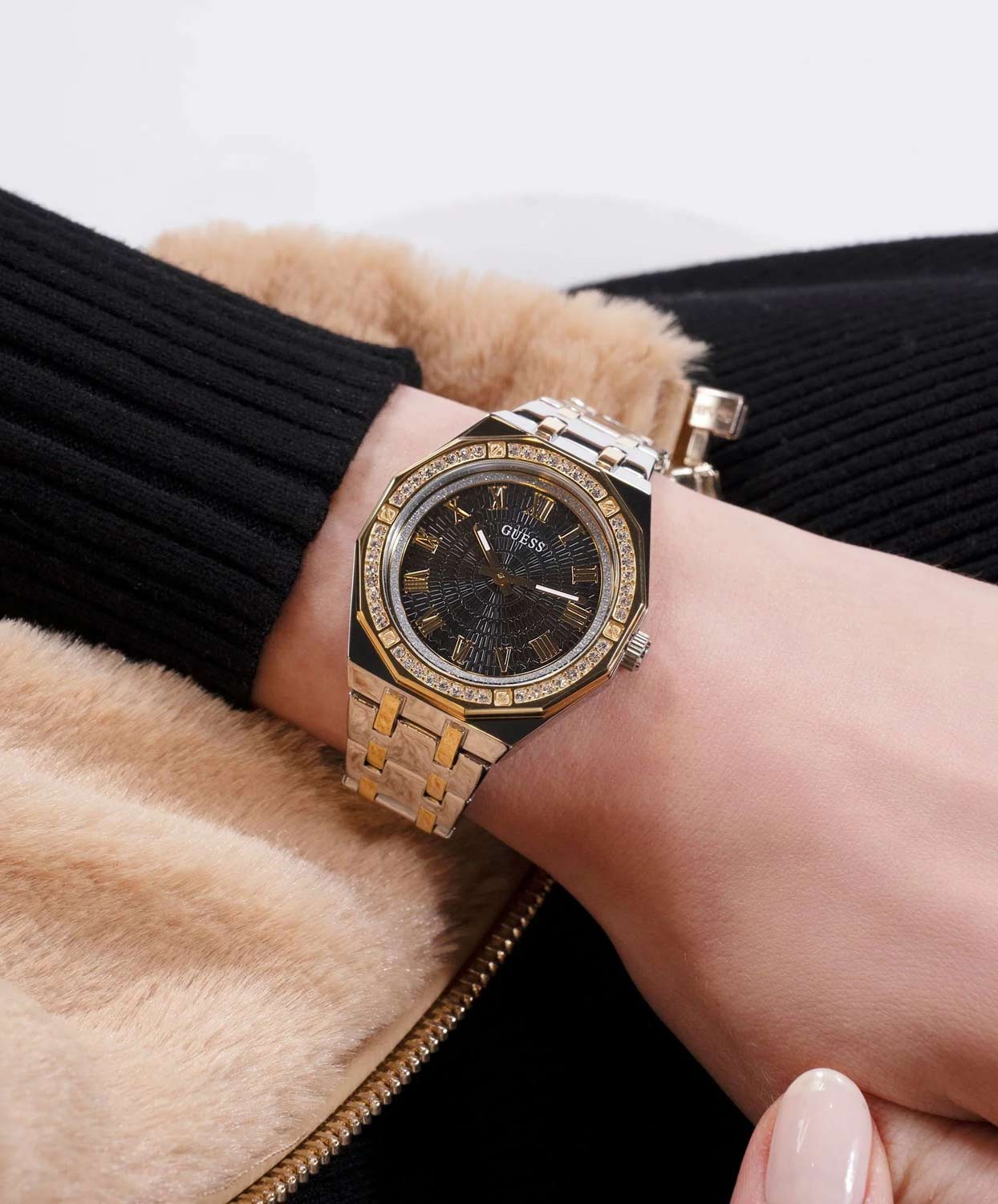 Наручные часы Guess GW0770L4. Фото 1.