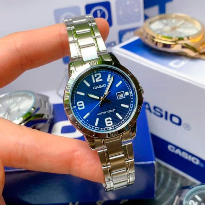 Наручные часы Casio LTP-V004D-2B. Фото 1.