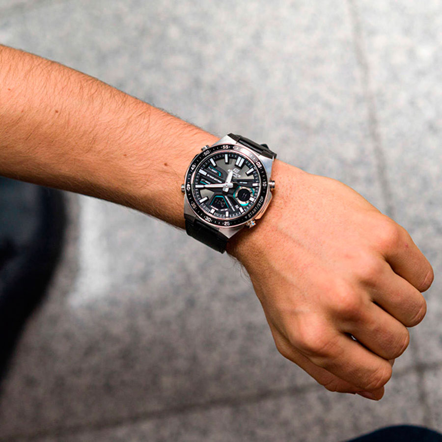 Наручные часы Casio EFV-C110L-1A. Фото 3.