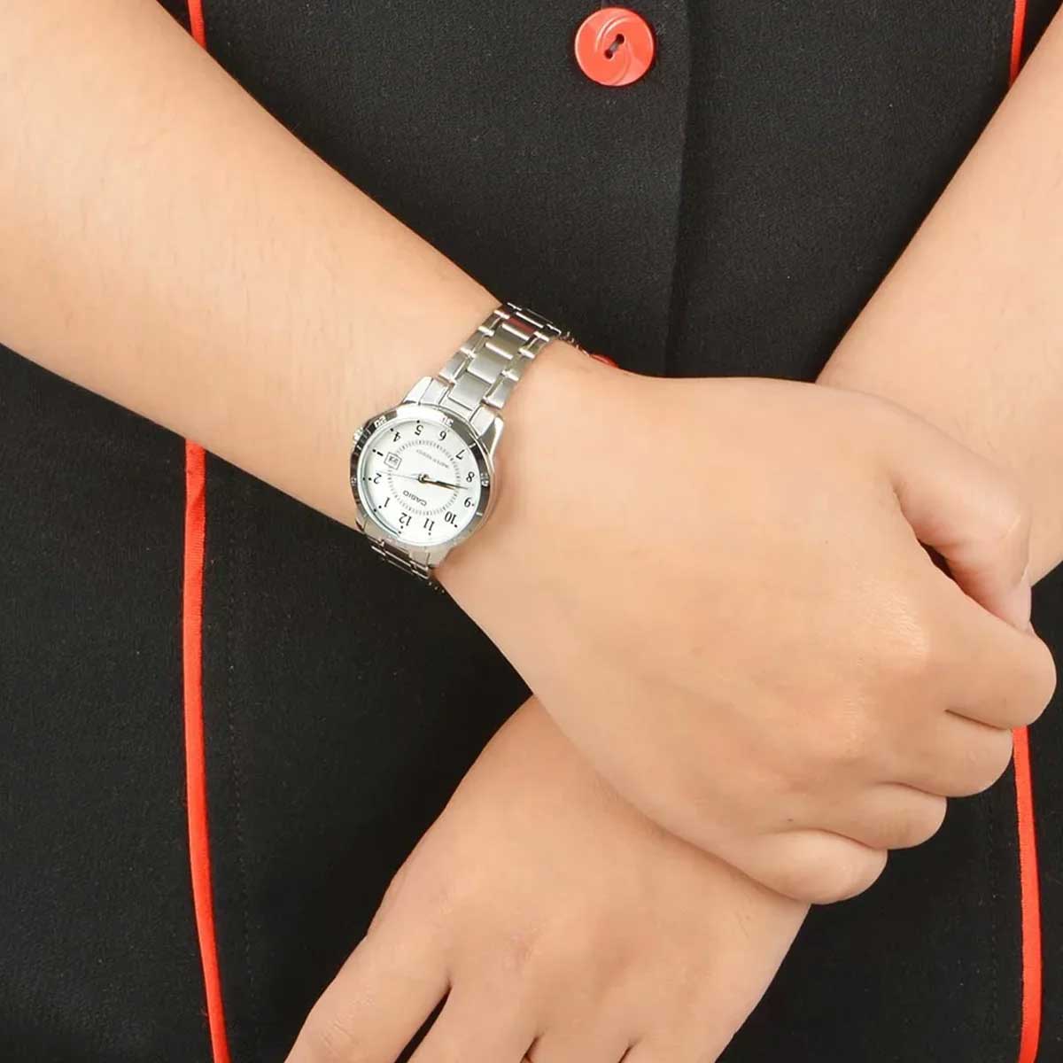 Наручные часы Casio LTP-V004D-7B. Фото 3.