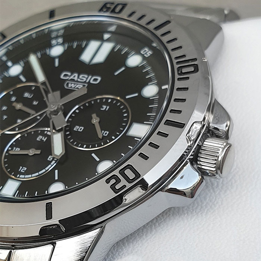 Наручные часы Casio MTP-VD300D-1E. Фото 1.