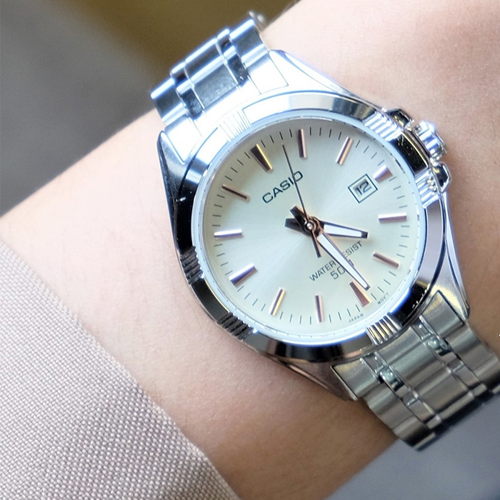 Наручные часы Casio LTP-1308D-9A. Фото 5.