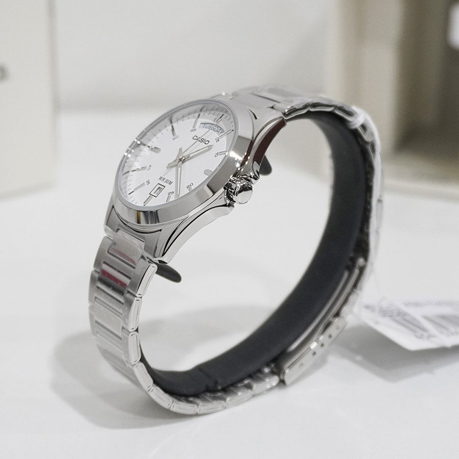 Наручные часы Casio MTP-1370D-7A3. Фото 3.