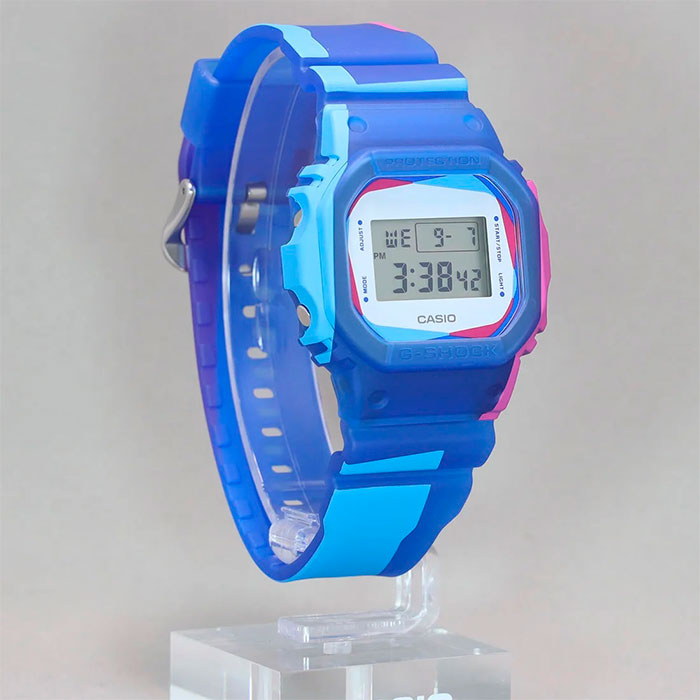 Наручные часы Casio DWE-5600PR-2. Фото 6.