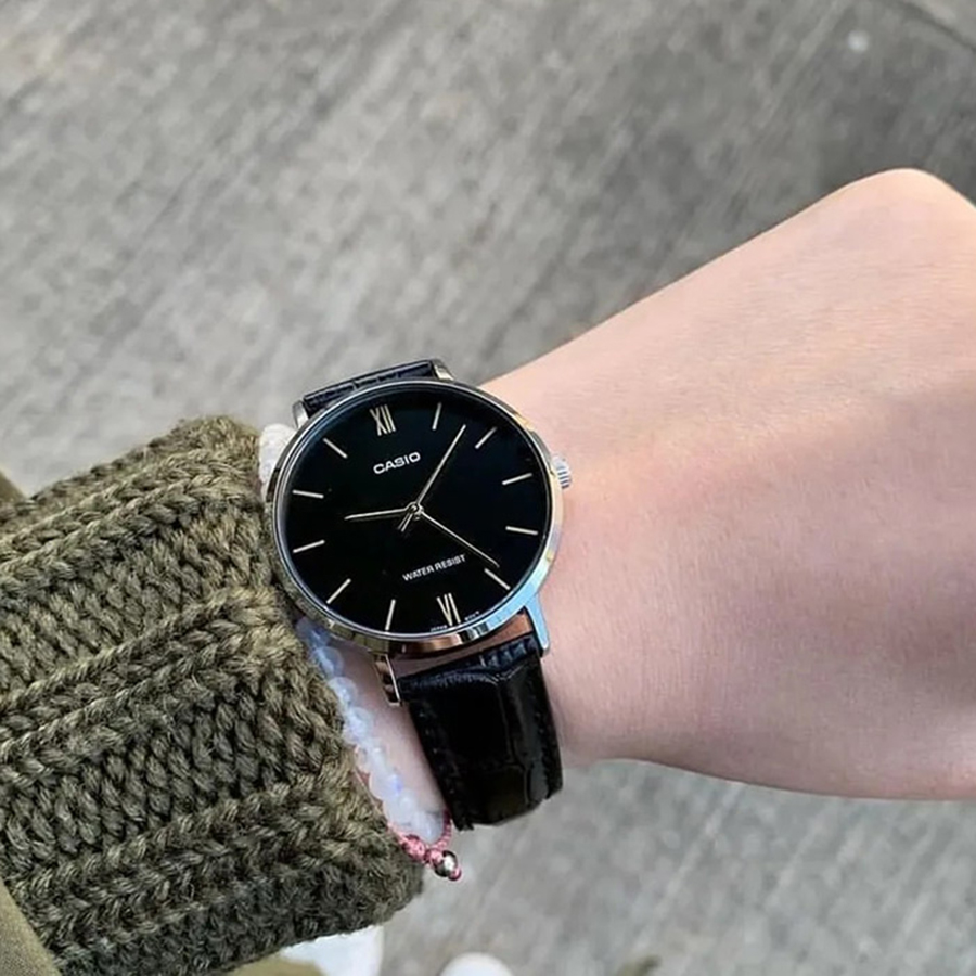 Наручные часы Casio LTP-VT01L-1B. Фото 1.