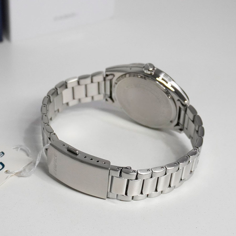Наручные часы Casio EFV-160D-3A. Фото 9.