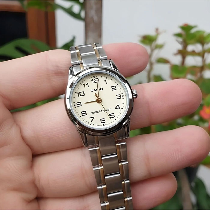 Наручные часы Casio LTP-V001SG-9B. Фото 1.