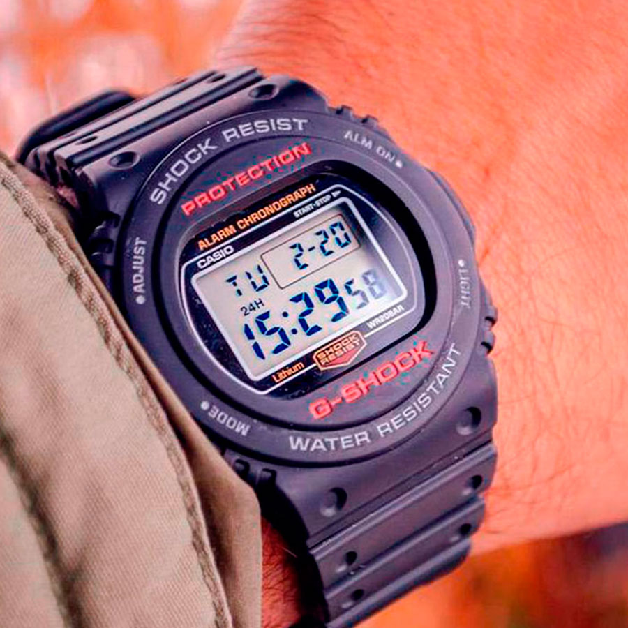 Наручные часы Casio DW-5750UE-1. Фото 5.
