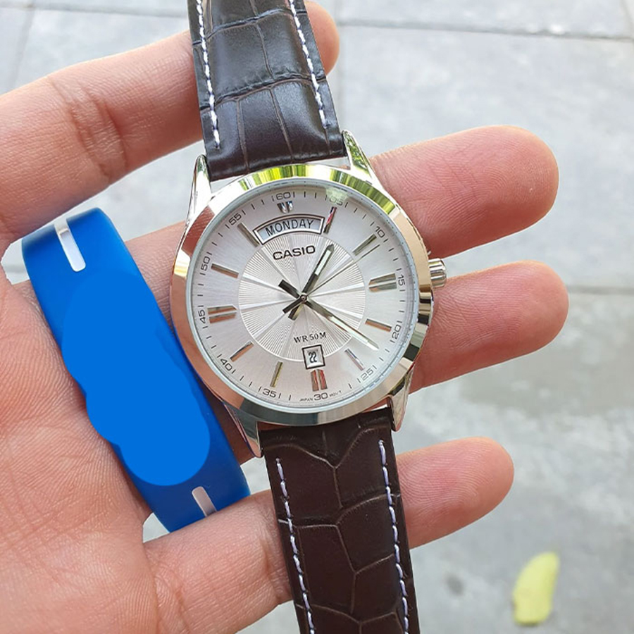 Наручные часы Casio MTP-1381L-7A. Фото 4.