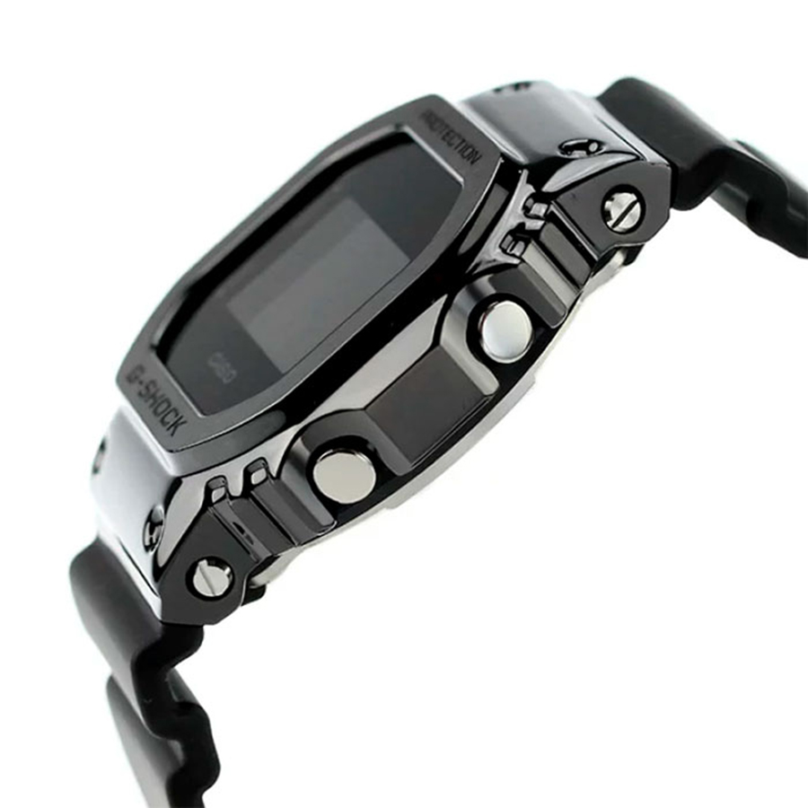 Наручные часы Casio GM-5600UB-1. Фото 5.