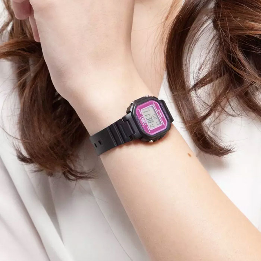 Наручные часы Casio LA-20WH-4A. Фото 2.