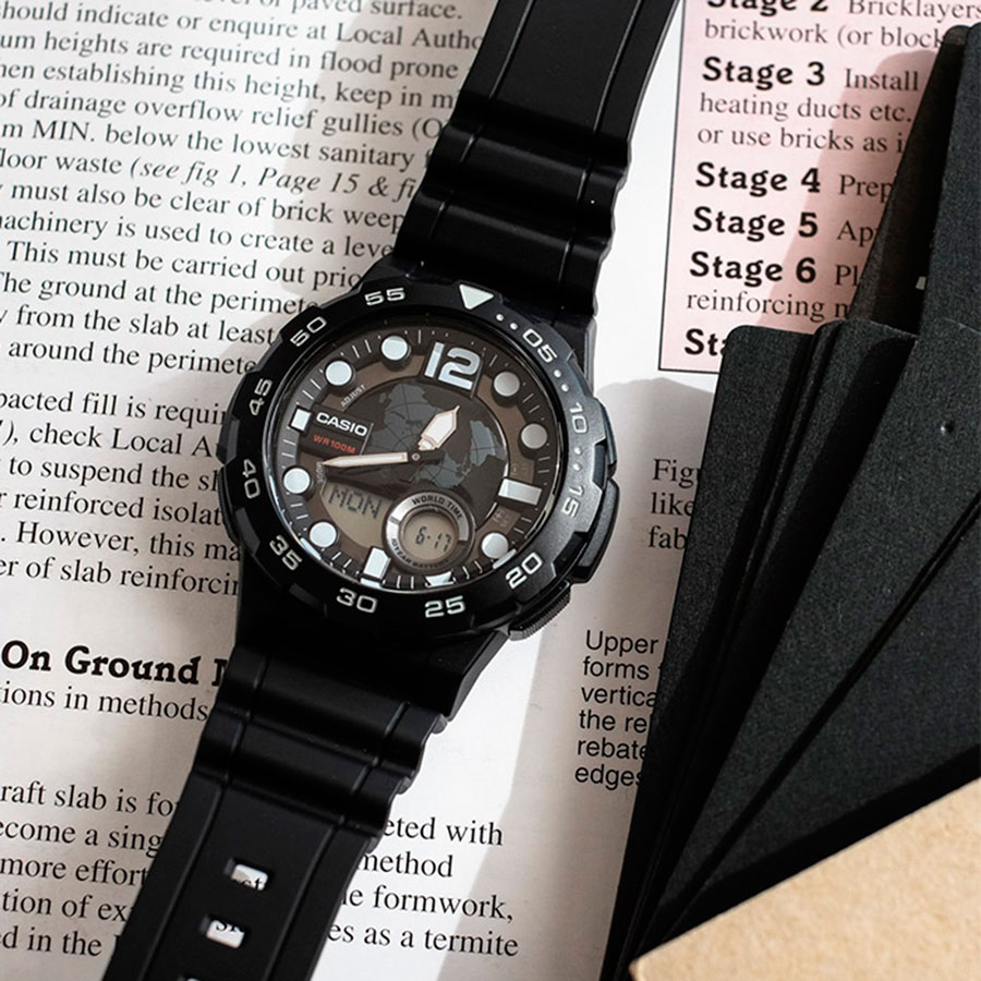 Наручные часы Casio AEQ-100W-1A. Фото 1.
