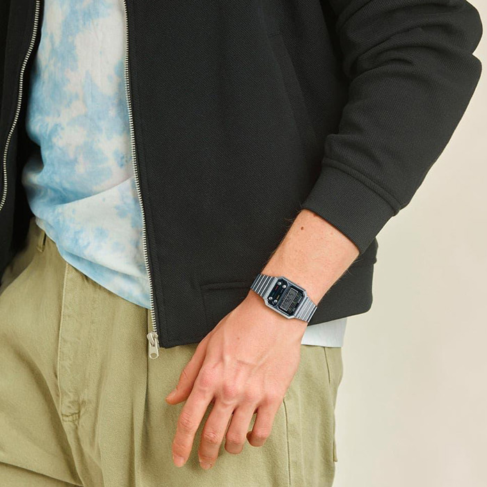 Наручные часы Casio A100WE-1A. Фото 3.