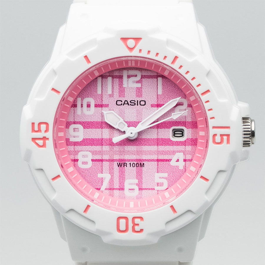 Наручные часы Casio LRW-200H-4C. Фото 1.