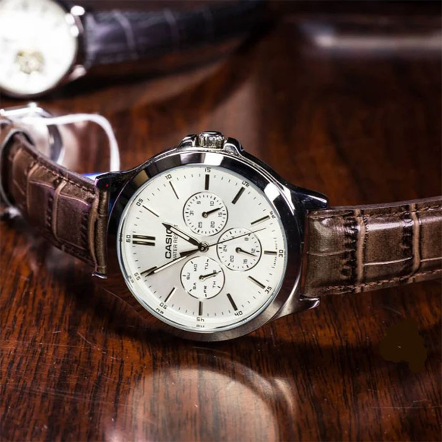 Наручные часы Casio MTP-V300L-7A. Фото 7.