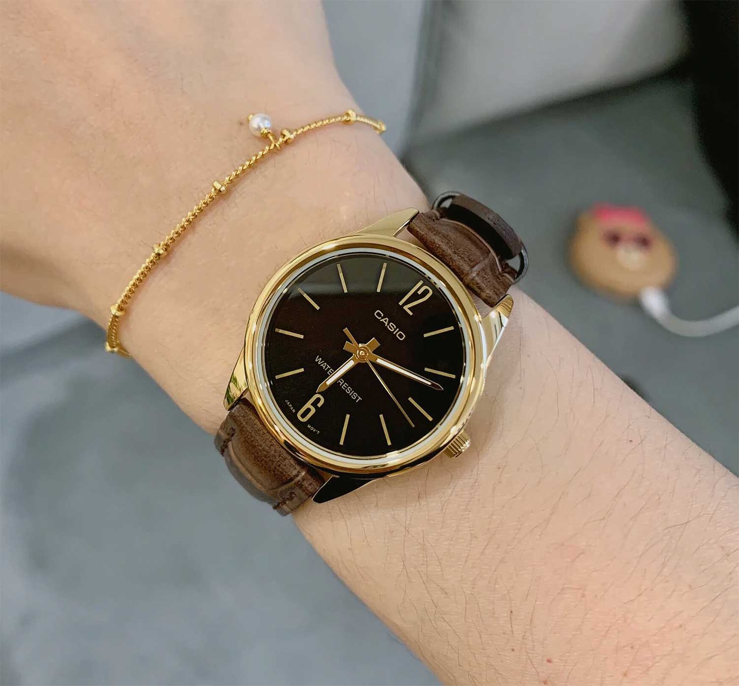 Наручные часы Casio LTP-V005GL-1B. Фото 6.