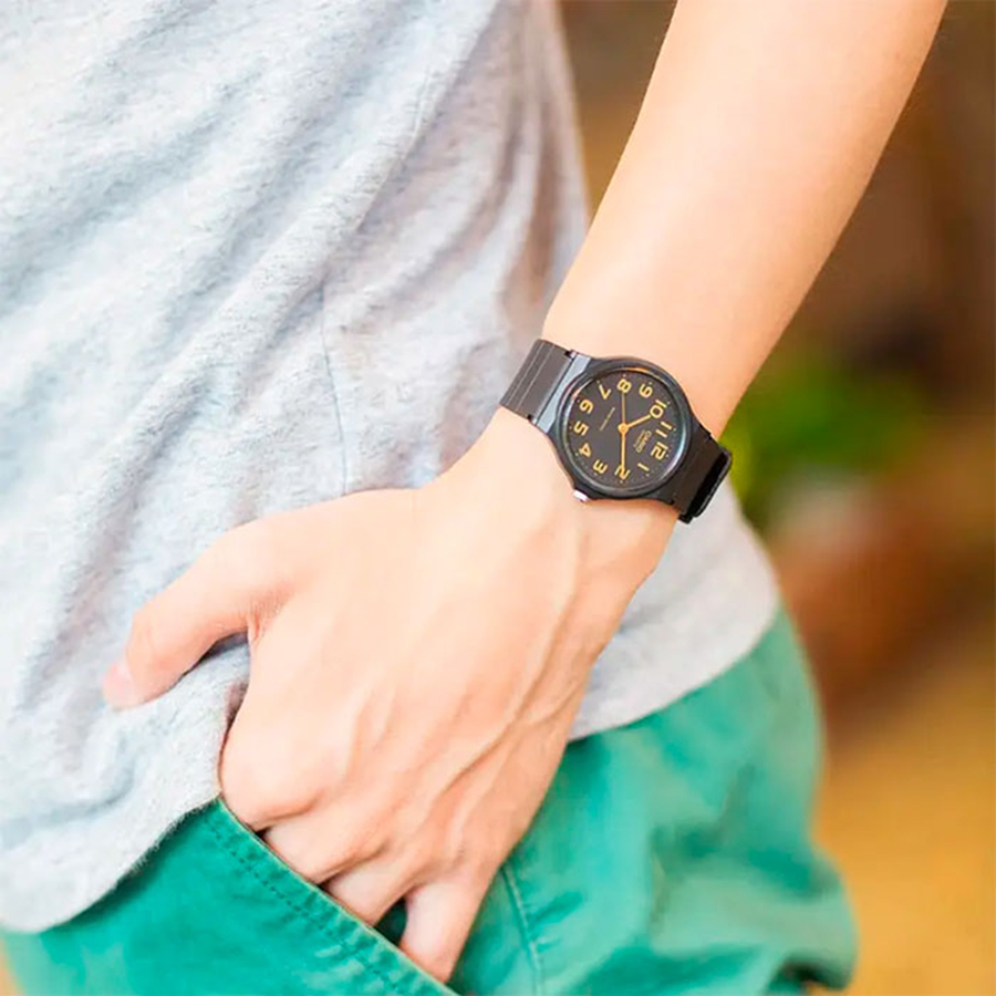 Наручные часы Casio MQ-24-1B2. Фото 8.