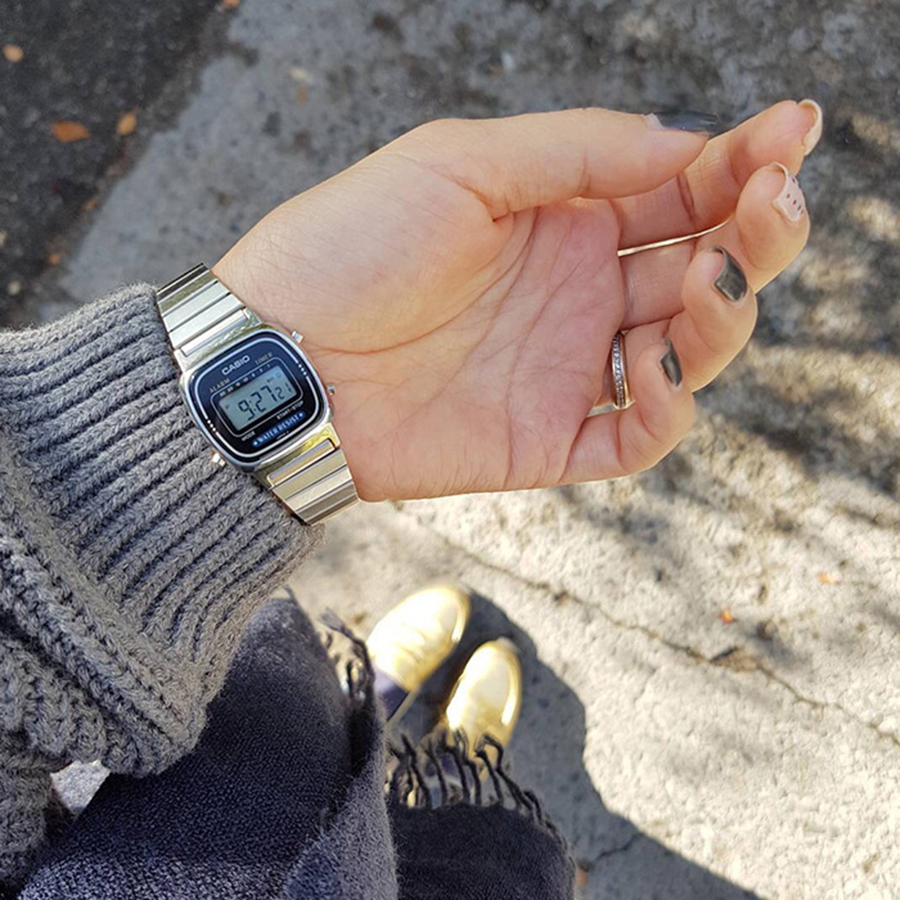Наручные часы Casio LA670WA-2. Фото 1.