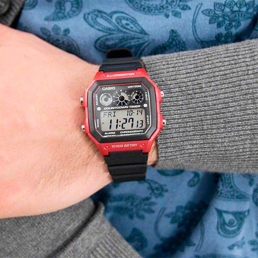 Наручные часы Casio AE-1300WH-4A. Фото 6.