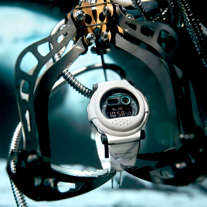 Наручные часы Casio G-B001SF-7. Фото 1.