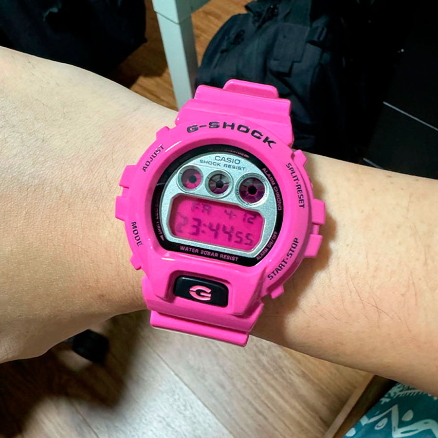 Наручные часы Casio DW-6900RCS-4. Фото 3.