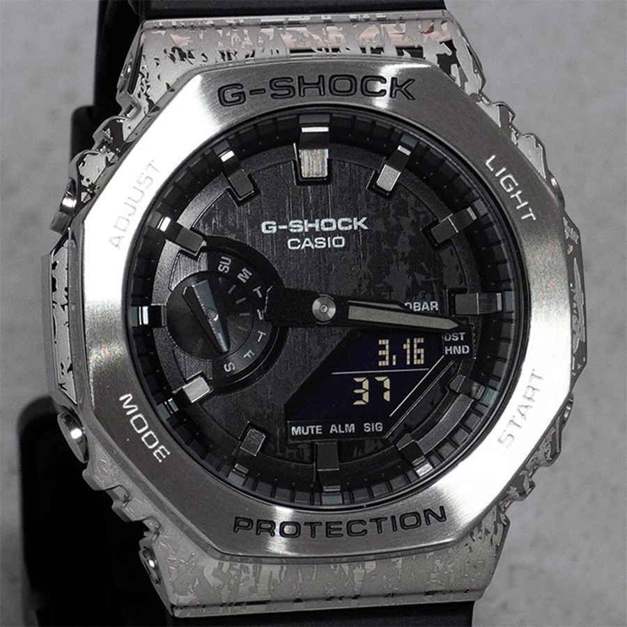 Наручные часы Casio GM-2100GC-1A. Фото 4.