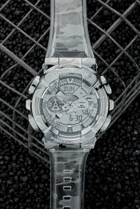 Наручные часы Casio GM-110SCM-1A. Фото 1.