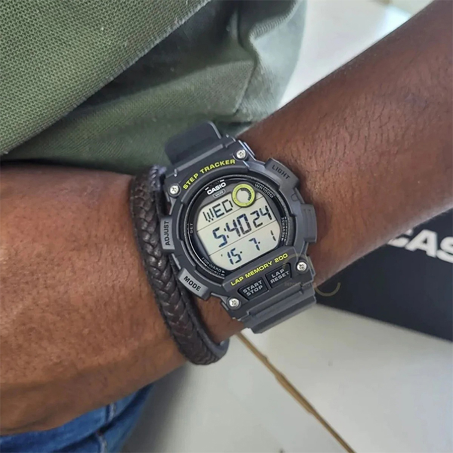 Наручные часы Casio WS-2100H-8A. Фото 3.